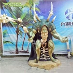Tác phẩm điêu khắc Liên minh anh hùng